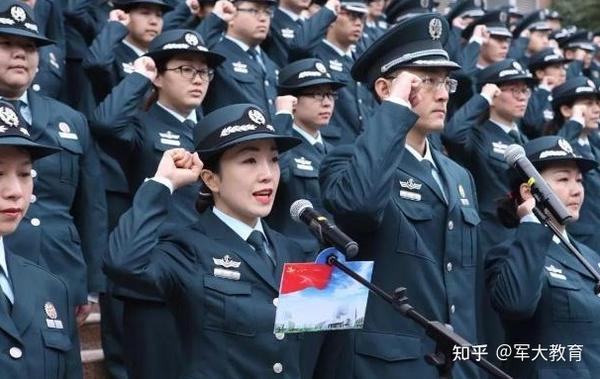 女生考部队文职有身高要求吗？解读与探讨女性报考军队文职的身高条件（2023年），解读与探讨女性报考军队文职的身高条件（最新2023年指南）