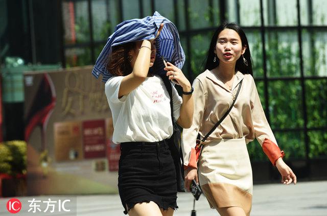 今天气温究竟多少度？，今日气温揭晓，究竟多少度？