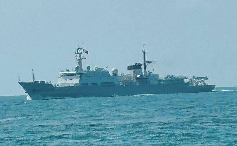 岛媒体爆料，两岸军舰在关键海域发生对峙，两岸军舰关键海域对峙曝光，岛媒体爆料引发关注