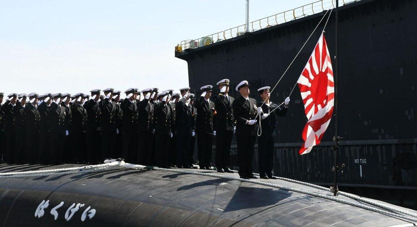 日本自卫队与解放军，军事力量的对比与解析，日解军事力量对比，日本自卫队与解放军的较量分析