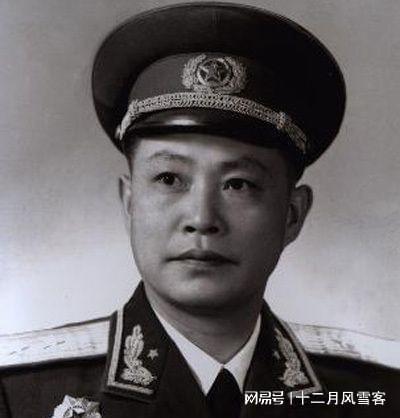 历任成都军区司令员，见证时代变迁的英勇将领们，成都军区司令员的历程，时代变迁中的英勇将领们