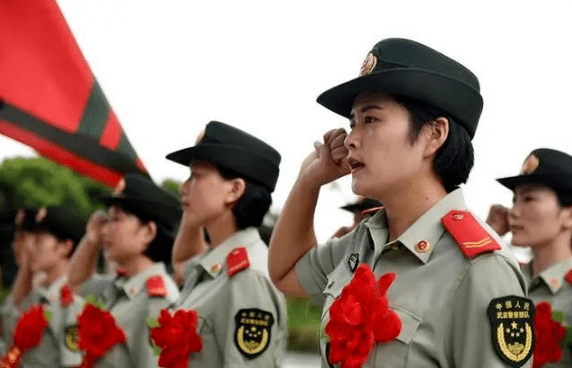 女兵入伍政策在2021年的新动向与挑战，女兵入伍政策的新动向与挑战，2021年分析