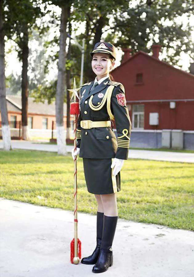 中国女兵仪仗队，荣耀与力量的展现，中国女兵仪仗队，荣耀与力量的璀璨展现