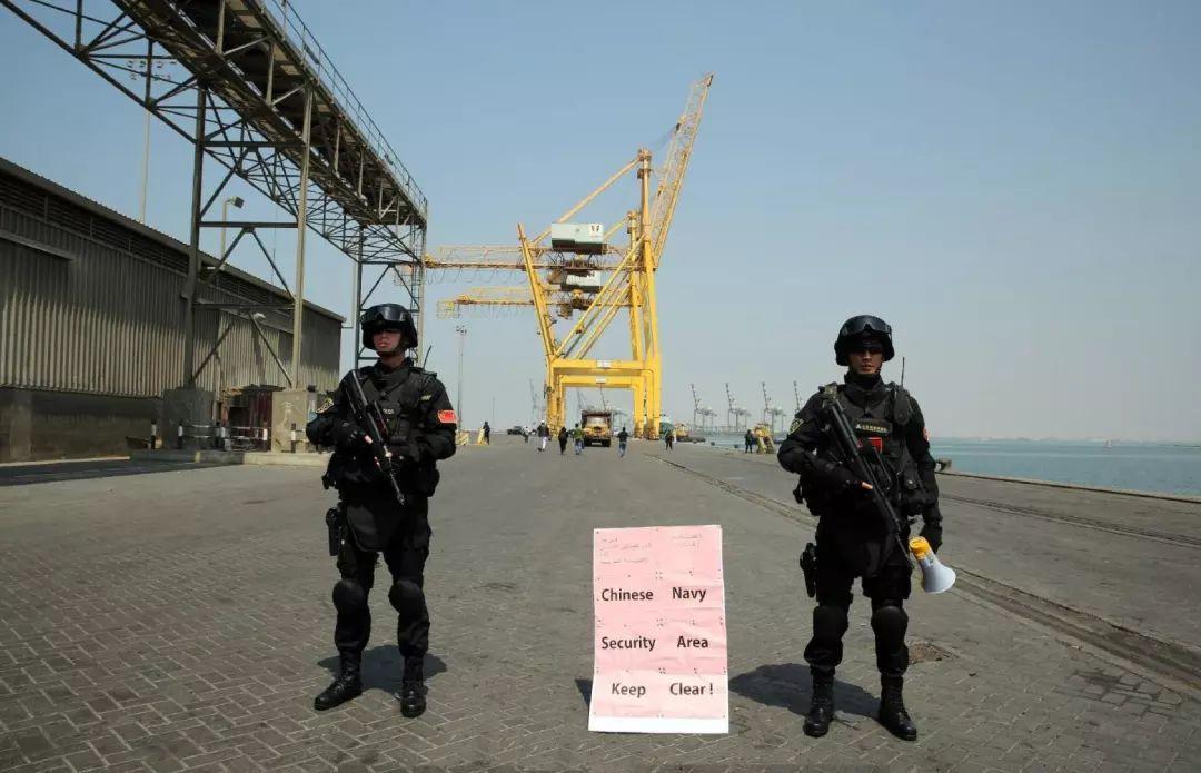 探索中国制造的杰出武器，92式自动步枪图片解析，中国制造的杰出武器，92式自动步枪图片深度解析