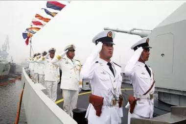 营口舰现任舰长——领航新时代的海军英雄，营口舰现任舰长领航新时代的海军传奇之旅