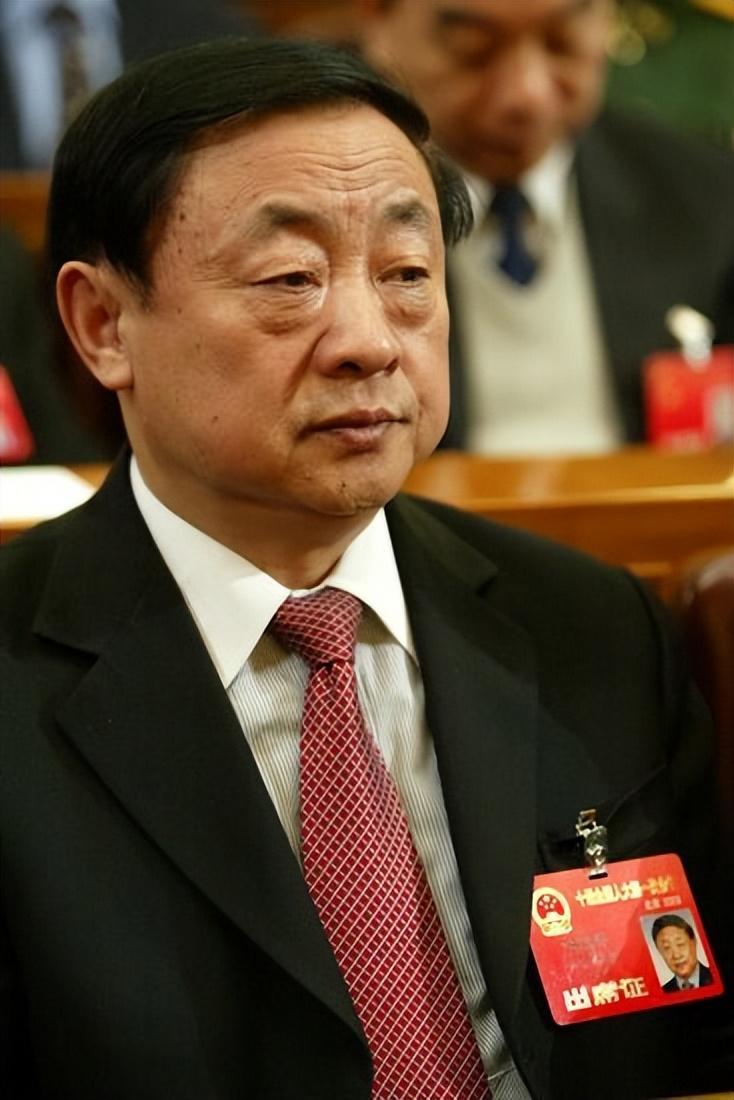 山东舰历任舰长，见证中国海军的崛起，山东舰历任舰长见证海军崛起历程