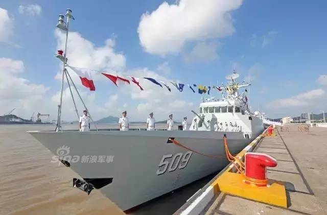 中国人民解放军海军总吨位，迈向蓝水海军之路的坚实步伐，中国人民解放军海军总吨位增长，蓝水海军建设迈出的坚实步伐