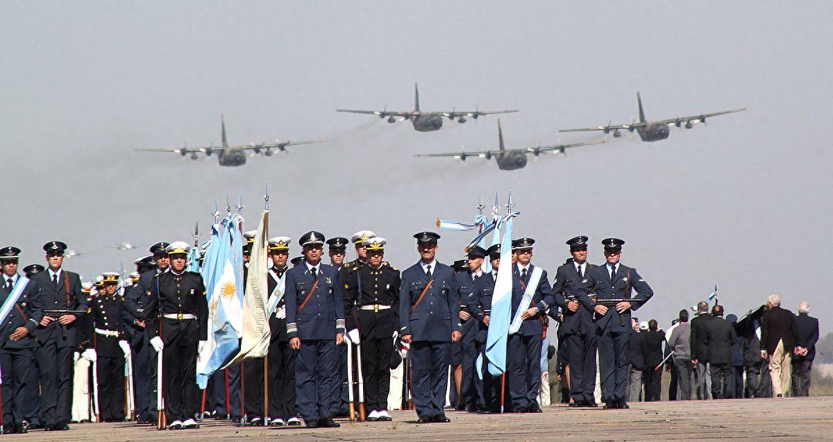 空警200首飞时刻，揭开中国航空安全新篇章的里程碑事件，空警200首飞时刻，揭幕中国航空安全新篇章的里程碑事件