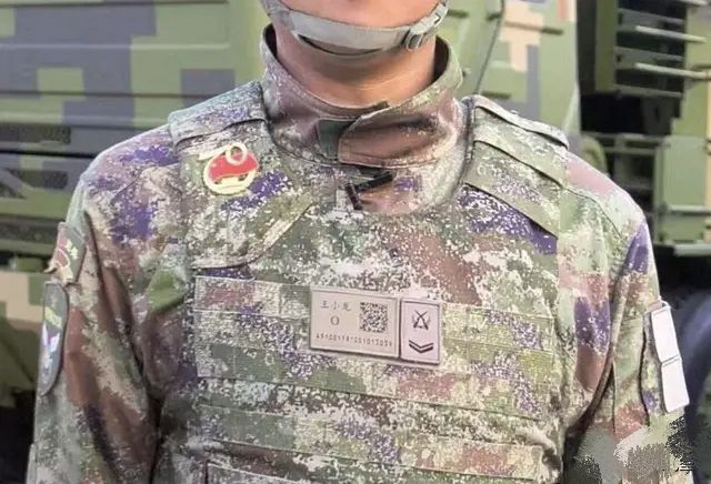 星空迷彩与数码迷彩，现代战争中的迷彩技术革新，星空迷彩与数码迷彩，现代战争迷彩技术革新探索