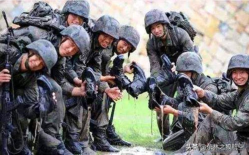 探索中国军事装备的新篇章，07式军靴，探索中国军事装备新篇章，07式军靴揭秘