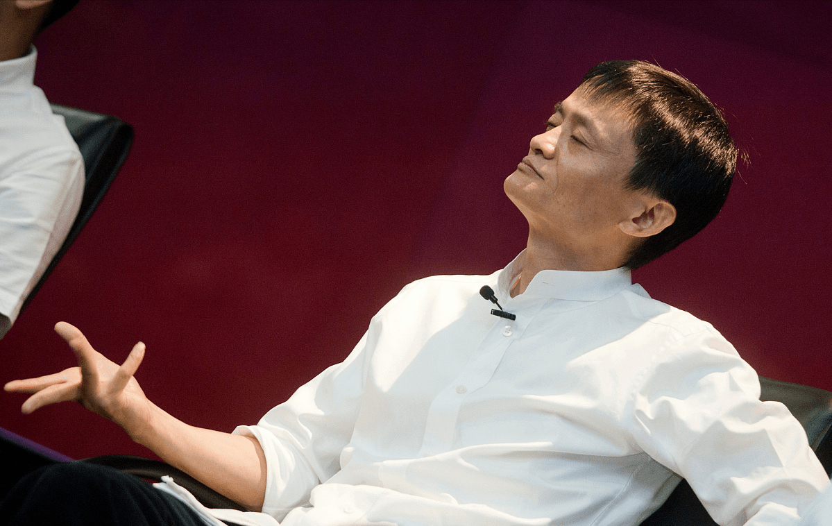 马云与今日头条新闻，商业巨头的跨界碰撞，马云与今日头条，商业巨头跨界碰撞引发新思考