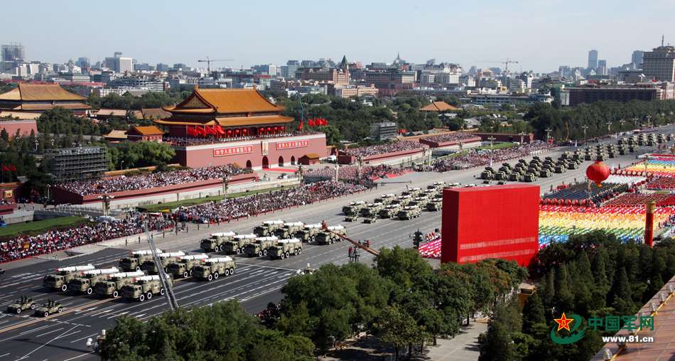 揭秘2009国庆阅兵总指挥房，决策与指挥的心脏地带，揭秘国庆阅兵决策核心，房总指挥室的心脏地带