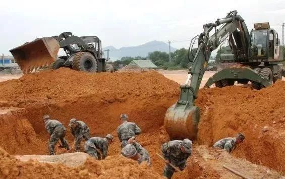 工程兵是最不好的兵种吗？——一种观点的反驳与探讨，工程兵并非最不好的兵种，观点反驳与探讨