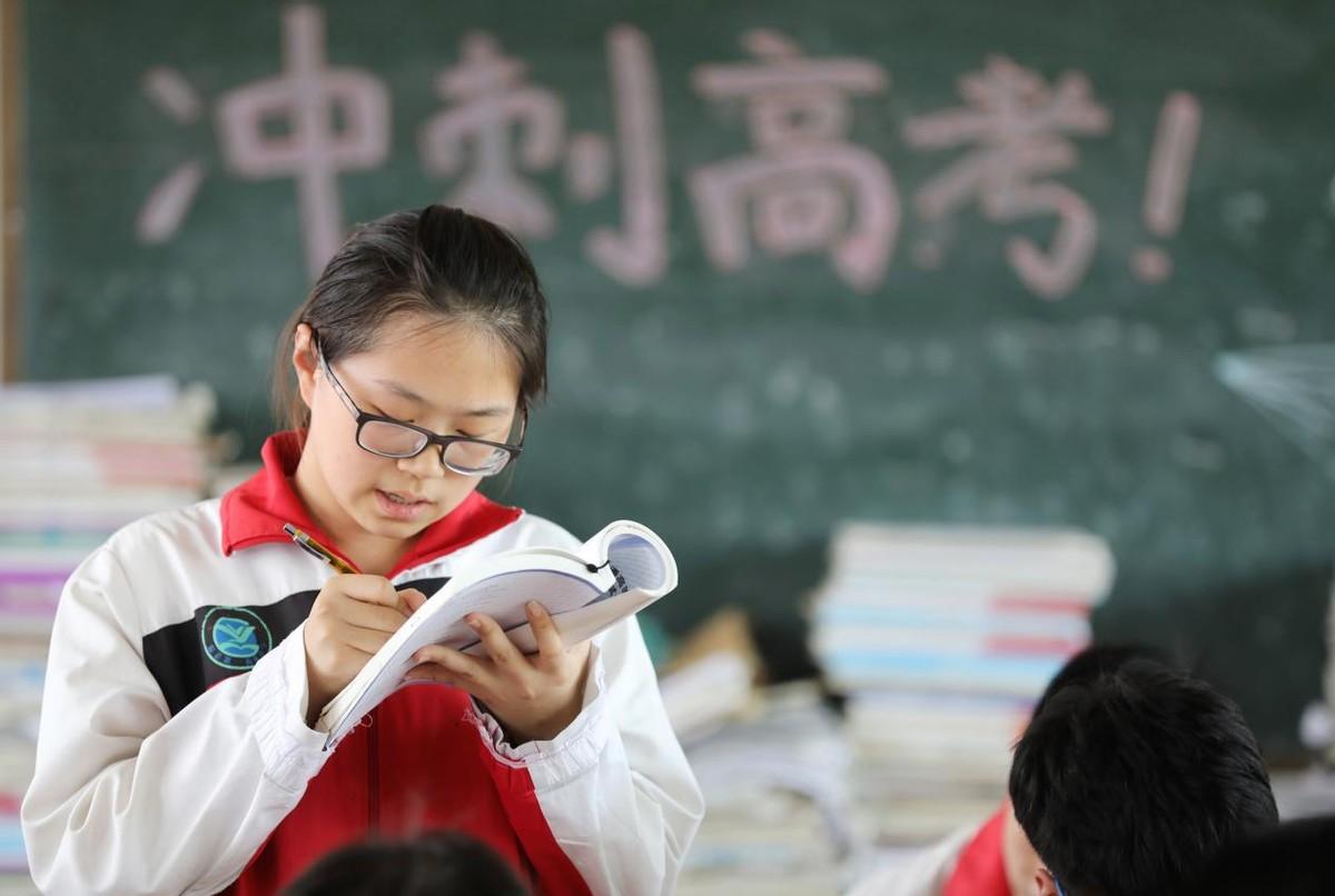 单招能否考军校，解析路径与可能性，单招考军校的路径与可能性解析