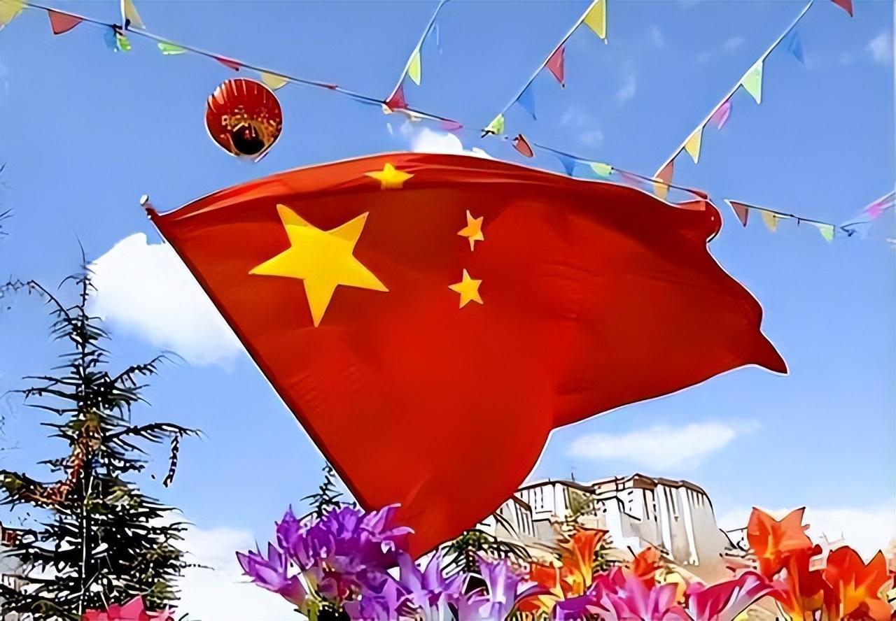 福特号航空母舰抵达地中海，地区安全的新篇章，福特号航空母舰抵达地中海，开启地区安全新篇章