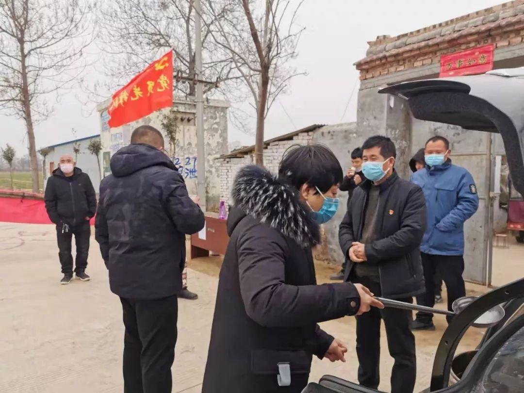 红旗二，历史的传承与时代的象征，红旗二，历史传承与时代象征的双重赞歌
