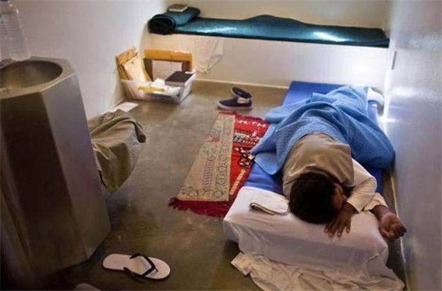 关塔那摩监狱中的女性囚犯，挑战与反思，关塔那摩监狱女性囚民的挑战与反思