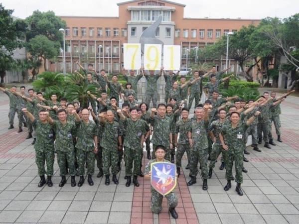雄风飞弹打击航母，技术挑战与国家安全的双重考量，雄风飞弹挑战航母，技术难题与国家安全双重考验