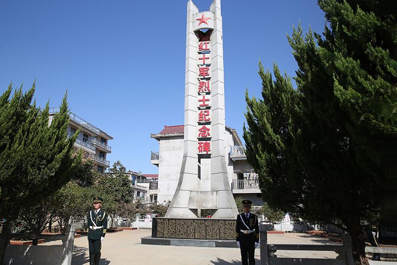 怀化二炮，军事力量与地方发展的交融，怀化二炮，军事力量与地方发展的和谐交融