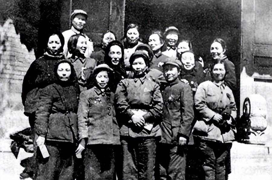 南昌舰女兵，时代的荣光与力量的见证，南昌舰女兵，时代荣光与力量见证者