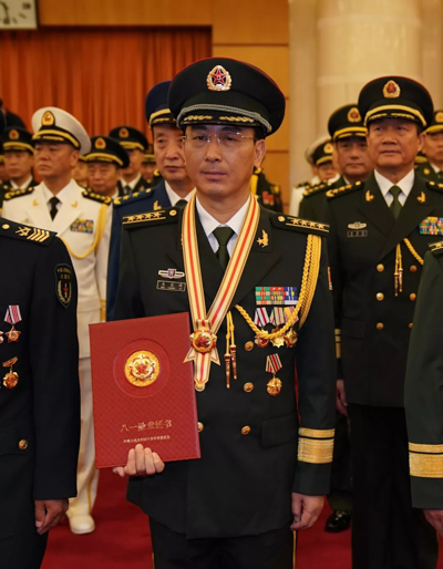 八一勋章，致敬获得一级勋章的人员，八一勋章，致敬一级勋章获得者