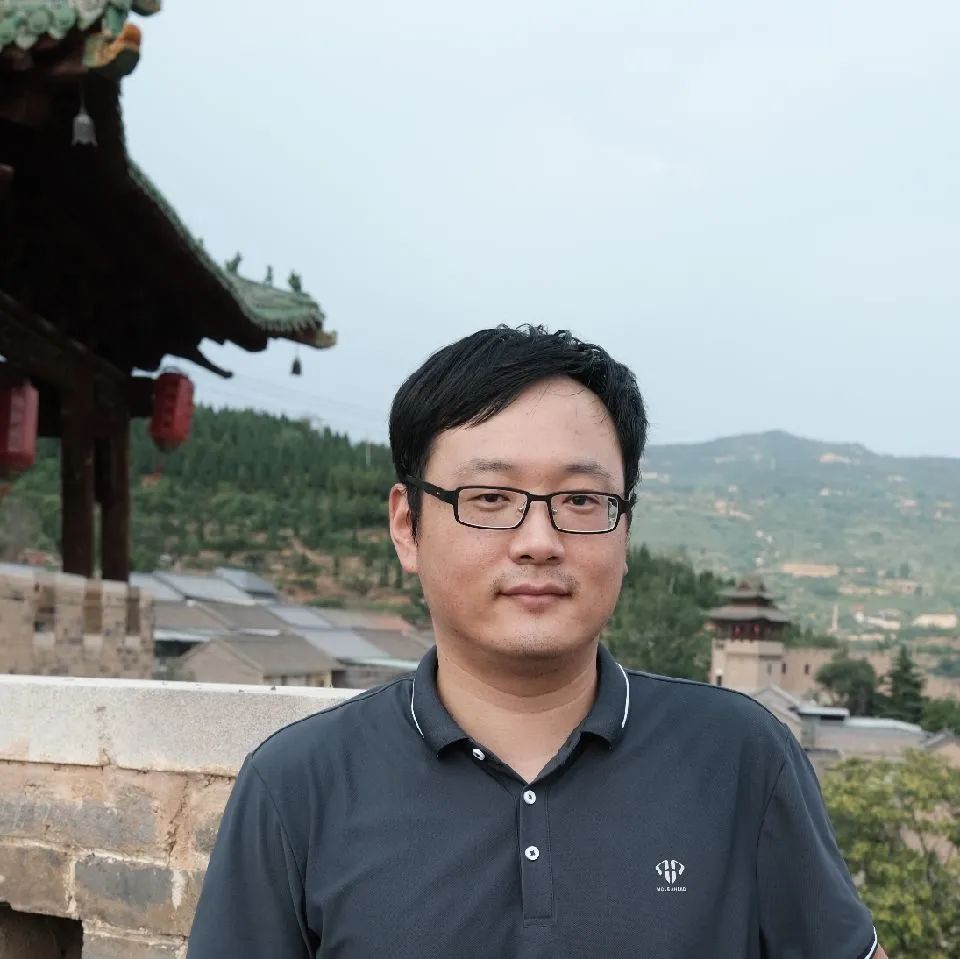 丁晓军一家三口照片，温馨幸福的瞬间，丁晓军一家三口温馨幸福瞬间照片曝光