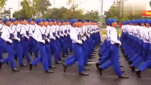 阅兵正步，哪个国家的风采最为夺目，全球阅兵正步风采，哪个国家展现最夺目风采？