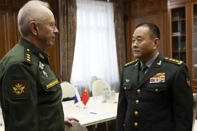 中国陆军应邀前往欧洲，深化合作与增强全球安全，中国陆军赴欧洲深化合作，全球安全战略再升级