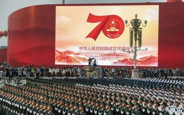 胜利日大阅兵2025，展现国家力量与荣耀的盛典，胜利日大阅兵2025，国家力量与荣耀的壮丽展示