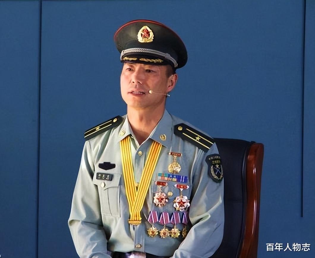 祁发宝勋表六排解读，祁发宝勋表六排解读，荣誉背后的故事