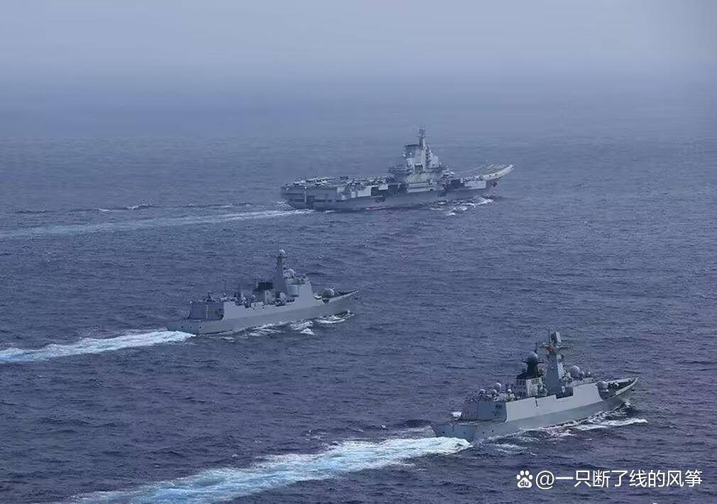 解放军台海军演
