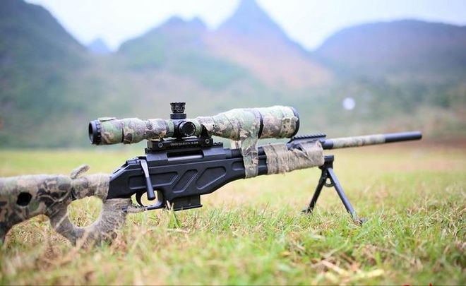 高精狙与普通狙的区别,技术、应用与性能差异解析,高精狙与普通狙的差异解析,技术、应用与性能深度对比