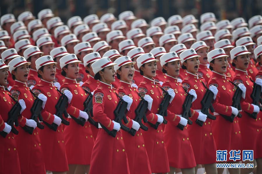 阅兵女民兵图片，展现新时代女性的风采与力量，阅兵女民兵图片，新时代女性的风采与力量展现