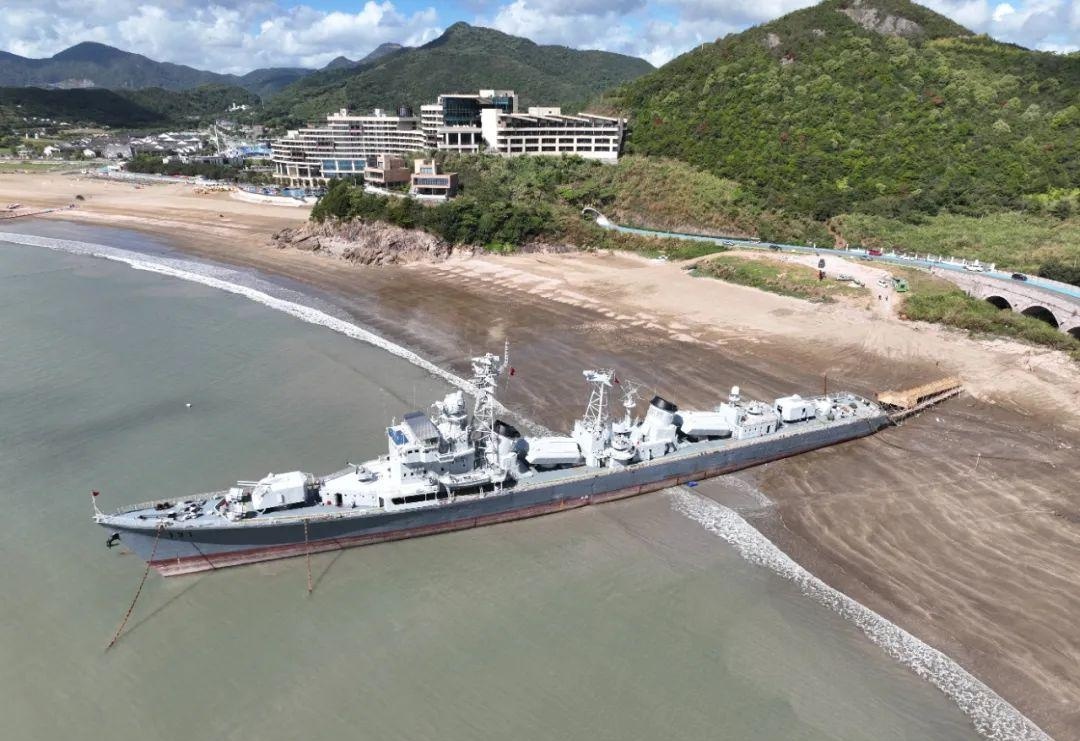 象山舰与南京舰，中国海军力量的双璧人，中国海军双璧，象山舰与南京舰的壮丽风采