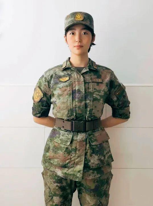 网上购买迷彩服是否违法？解读相关法规与实际情况，解读，网上购买迷彩服是否违法？法规与实际情况分析