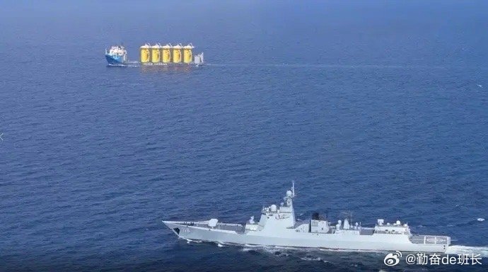 中国海军舰队进入红海，开启新时代海上合作与和平发展的新篇章，中国海军舰队进入红海，开启海上合作与和平发展新篇章