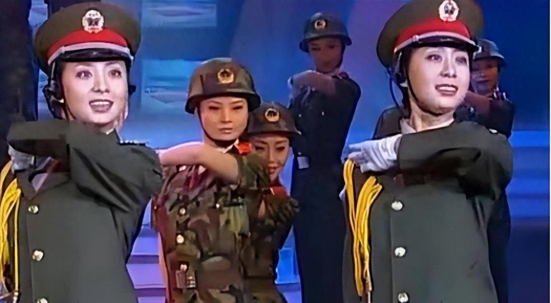 中国女兵方队领队