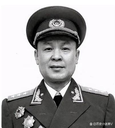 中国人民志愿军，司令员兼政治委员的卓越领导，中国人民志愿军司令员兼政治委员的卓越领导风范