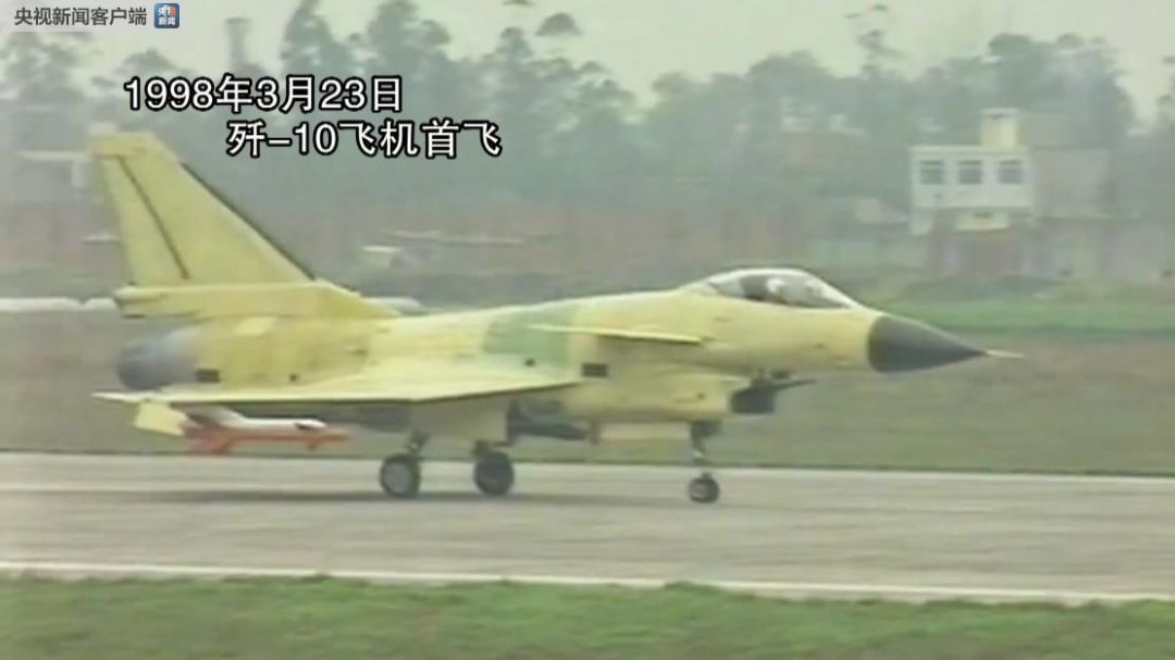 歼八总设计师，中国航空事业的杰出代表，歼八总设计师，中国航空事业的璀璨明星