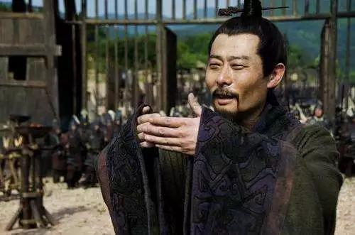 四个治军方略，构建现代化军队的关键要素，四个治军方略，现代化军队建设的核心要素