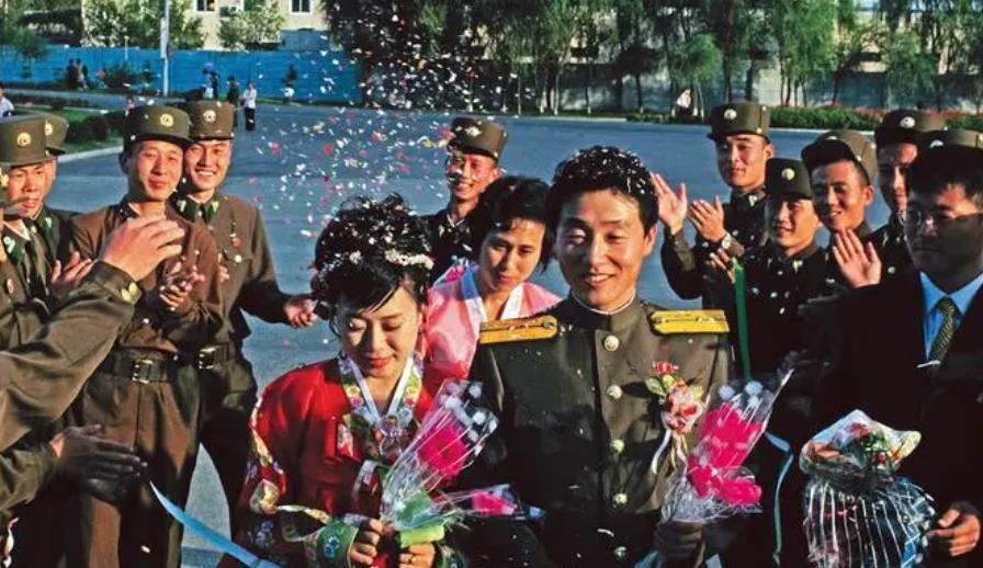 歼-16战斗机的数量，揭秘中国空军现代化建设的成果与规模，揭秘中国空军现代化建设的成果与规模，歼-16战斗机数量一览