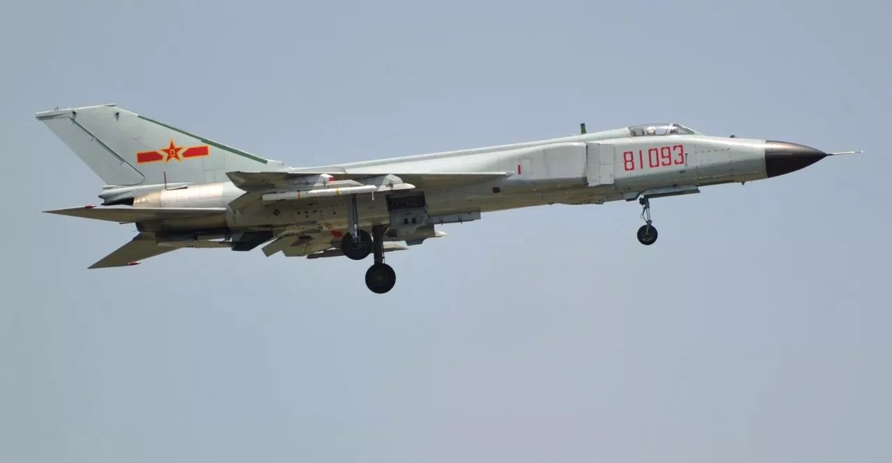 歼8重型战斗机，中国空军力量的璀璨明珠，歼8重型战斗机，中国空军力量的骄傲明珠