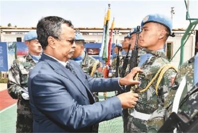 中国最高荣誉勋章，共和国勋章的荣耀与意义，中国最高荣誉勋章，共和国勋章的荣光与意义