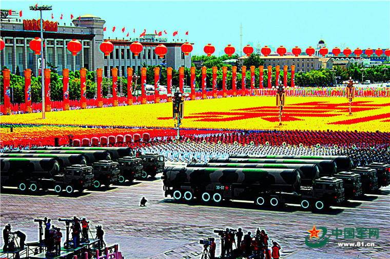 2009国庆阅兵完整版优酷视频回顾，国庆阅兵盛典回顾，优酷视频完整版