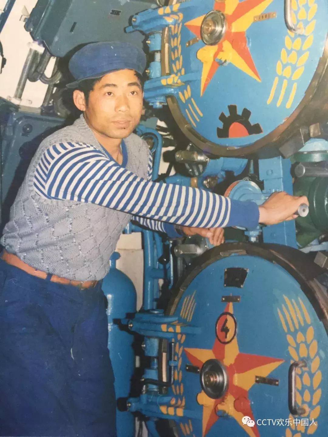 潜艇兵一年出海次数及其背后的故事，潜艇兵年度出海次数揭秘，背后的故事与辛勤付出