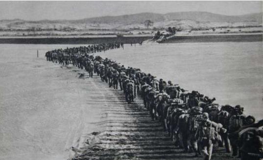中国人民志愿军，跨过艰难，铸就辉煌，中国人民志愿军，跨越艰难，铸就辉煌历史