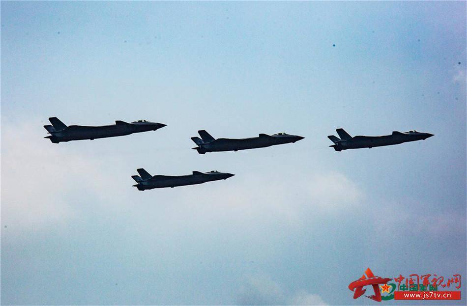 中国空军的成立时间及其历史意义，中国空军成立时间及其历史意义概述