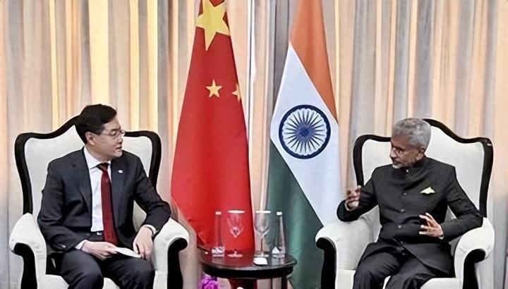 中国与俄罗斯的军事竞争，谁将胜出？，中俄军事竞争，谁将成为胜者？