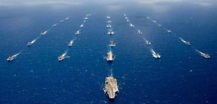 首只国产航母入列了吗？中国海军建设的里程碑，首只国产航母正式入列，中国海军建设迈入新里程碑