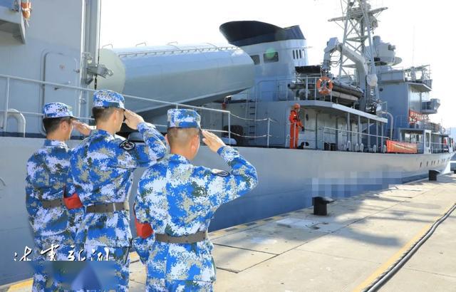 临汾舰新舰，展现中国海军力量的崭新篇章，临汾舰亮相，中国海军力量再添新篇章
